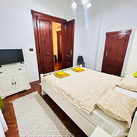 Apartmán Hidden Gem In The Old Town Temešvár Exteriér fotografie