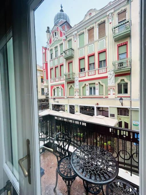 Apartmán Hidden Gem In The Old Town Temešvár Exteriér fotografie